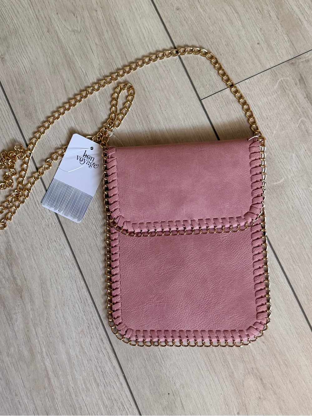 Pink Crossbody Bag with Gold Chain.New Without Tags